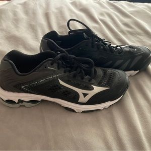 ASICS women’s athletic shoes, never worn, size 9